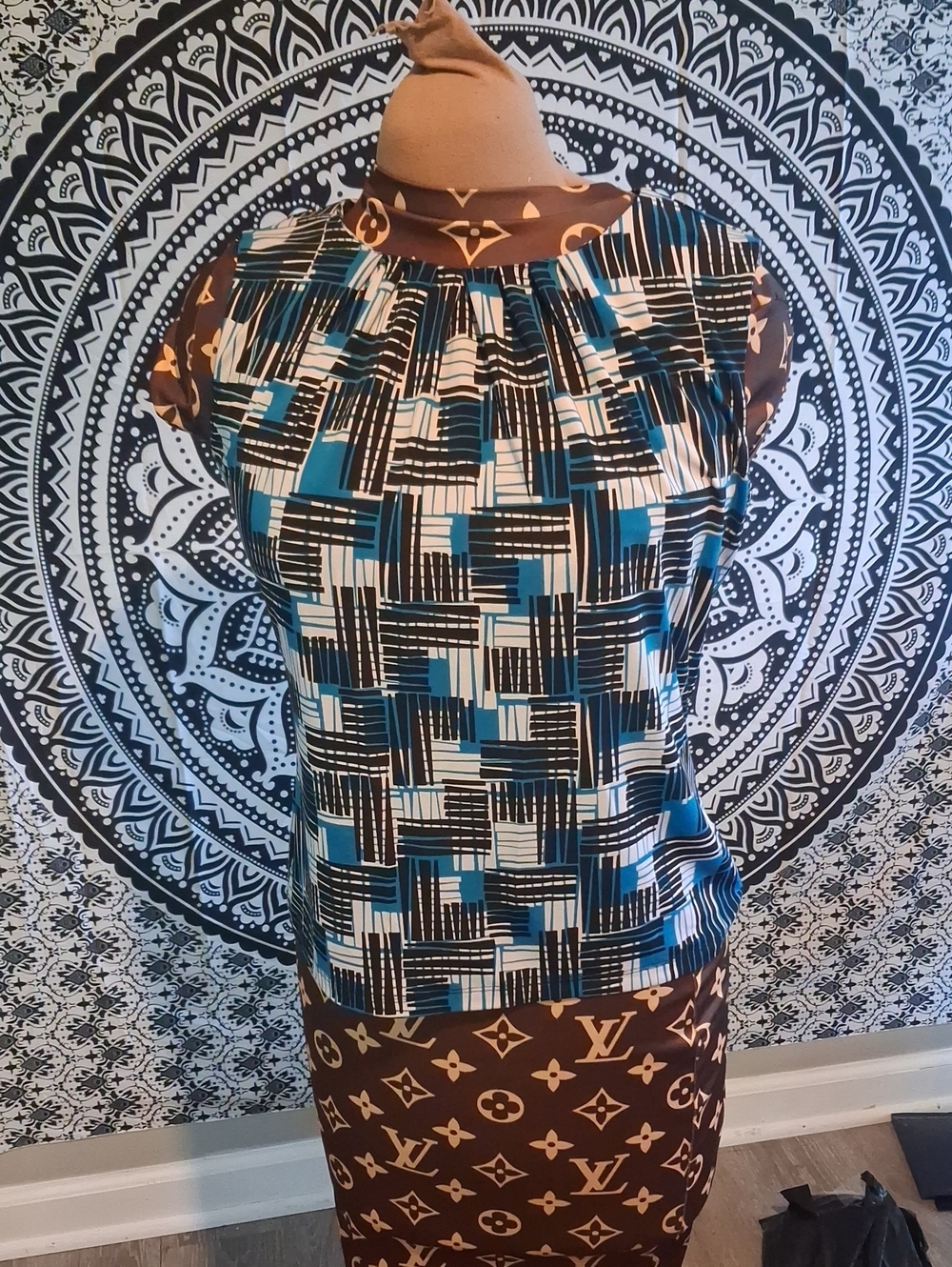 Calvin Klein Teal, Cream & Black Geometric Short Sleeve Blouse